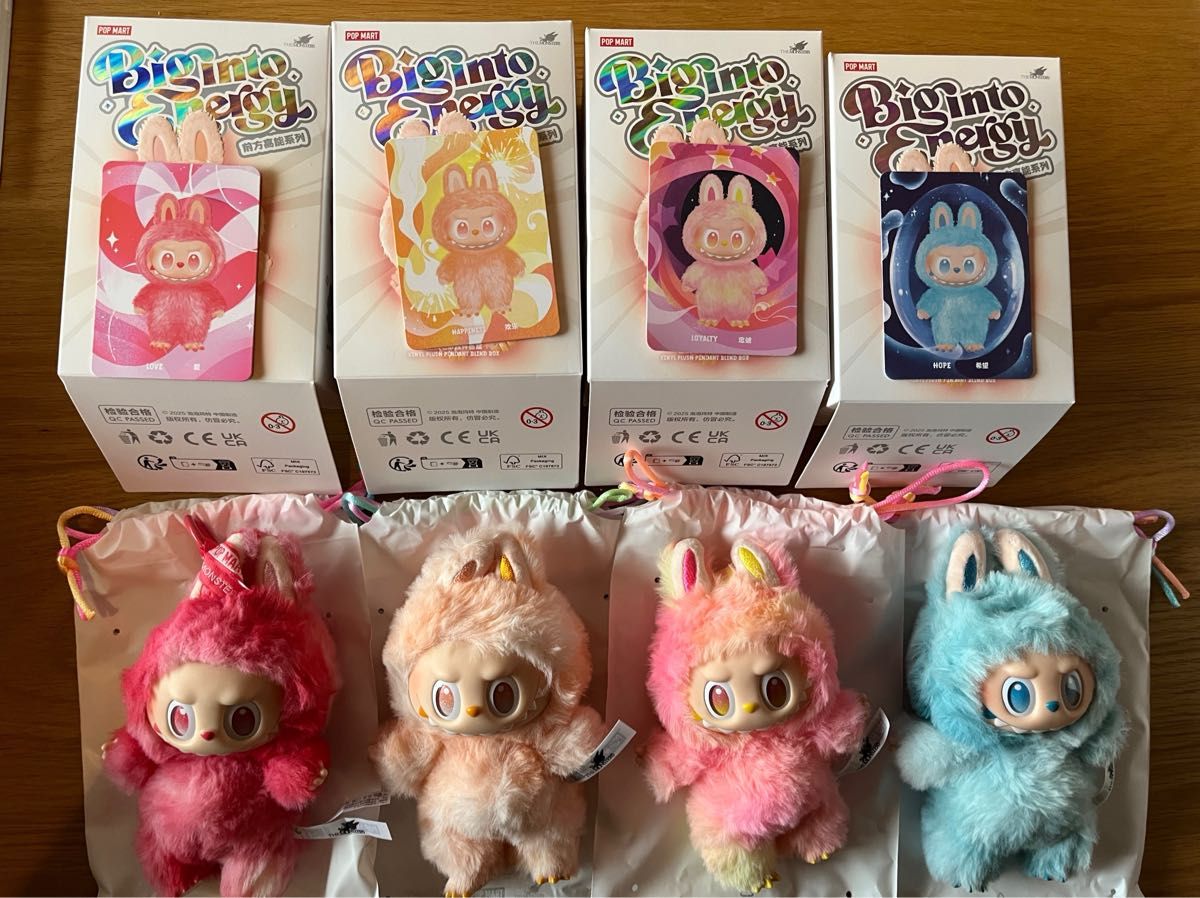 確実正規品 LABUBU 4体セット ラブブ ポップマート Big into Energy