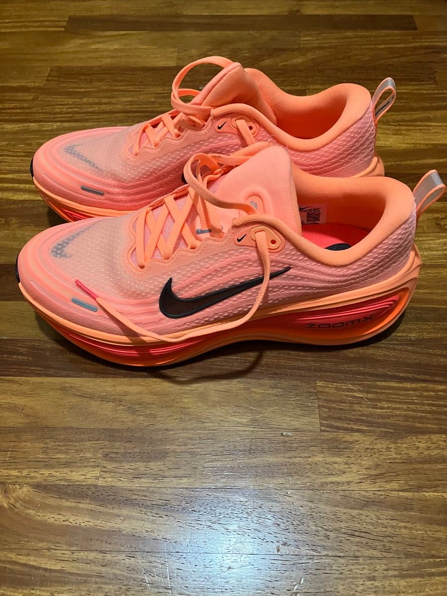 新品ナイキ ボメロプラス/27cm NIKE ランニングシューズ VOMERO｜Yahoo