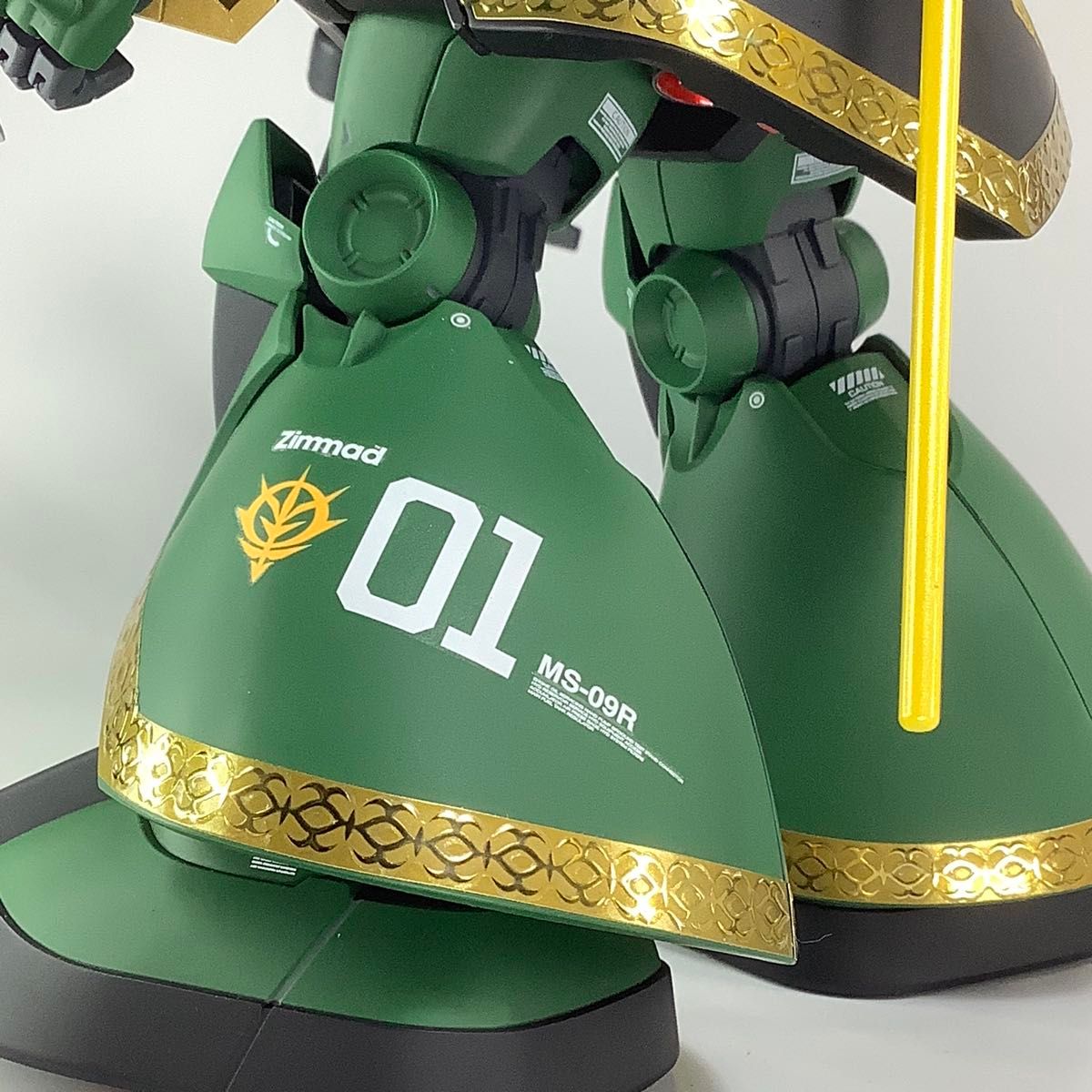 プレミアムバンダイ限定 MS-09R リック・ドム【ドズル・ザビ専用機