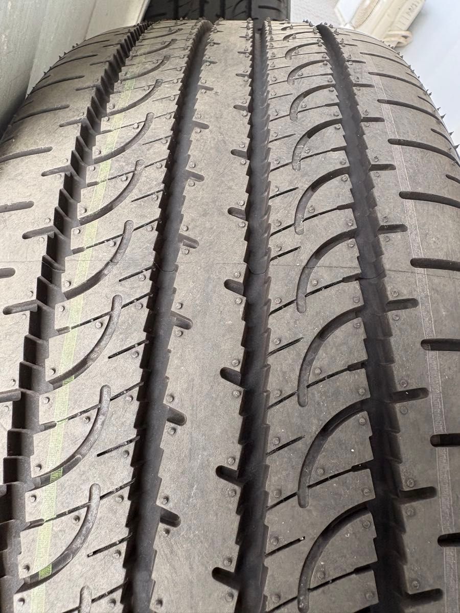 デリカD5 シャモニー 純正ホイールタイヤ 1本目 4本セットでの出品です