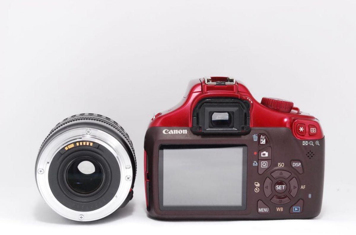 人気カラー Canon EOS kiss X50 ダブルレンズセット ダブルズーム 一眼