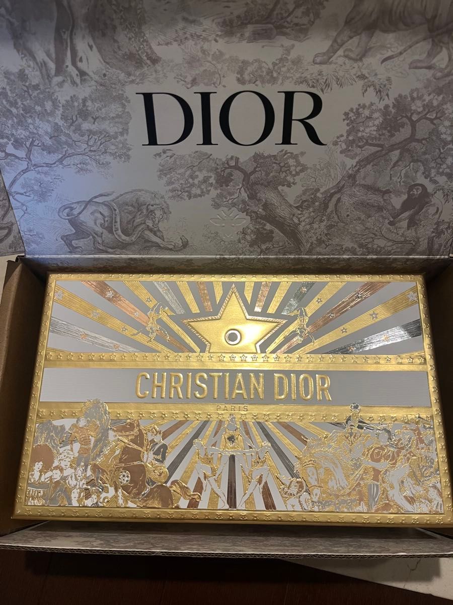 最新 2025 DIOR ディオール ギフトボックス ホリデー 小 ノベルティ
