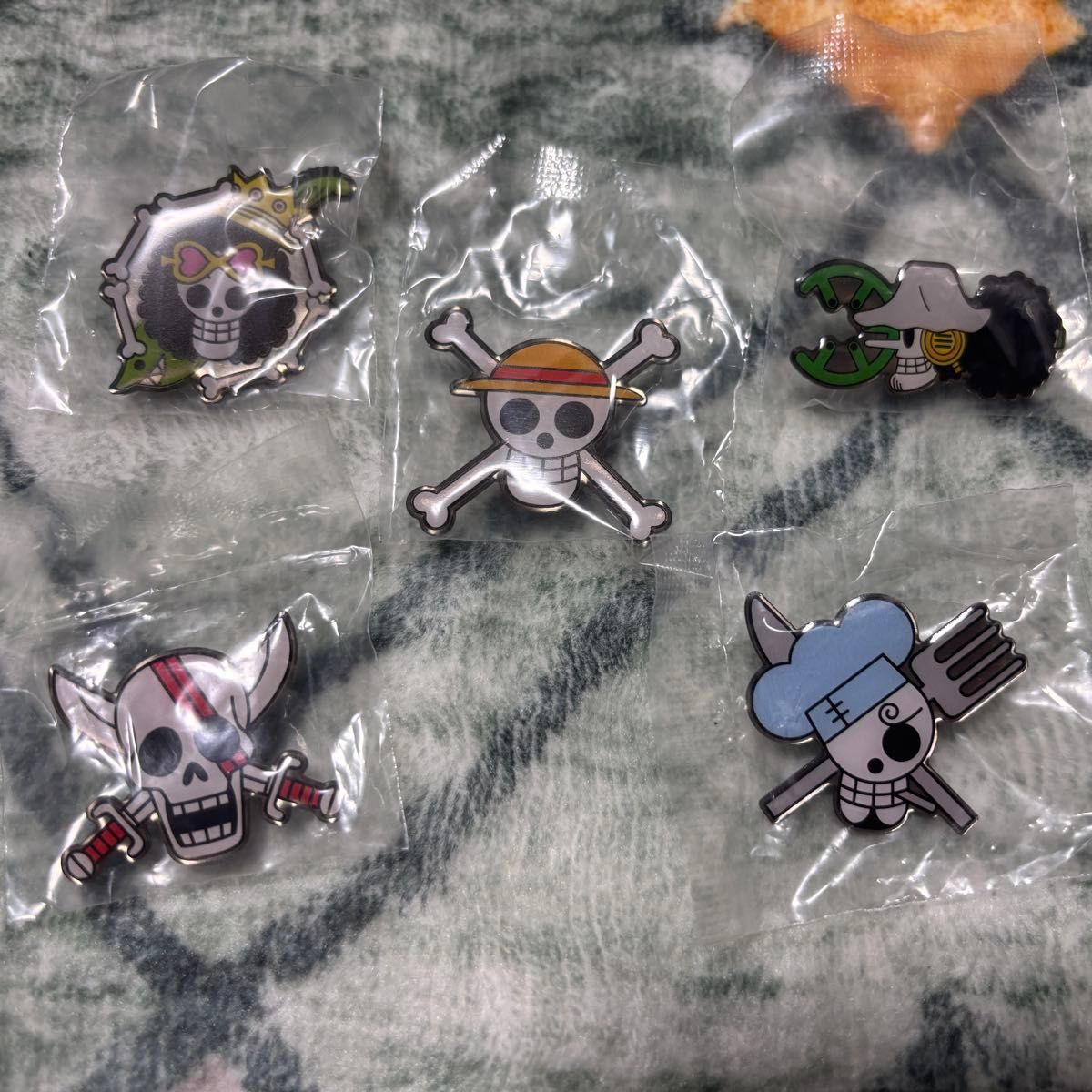 ワンピース ONEPIECE DAY ピンバッジコレクション 海賊旗 5点セット