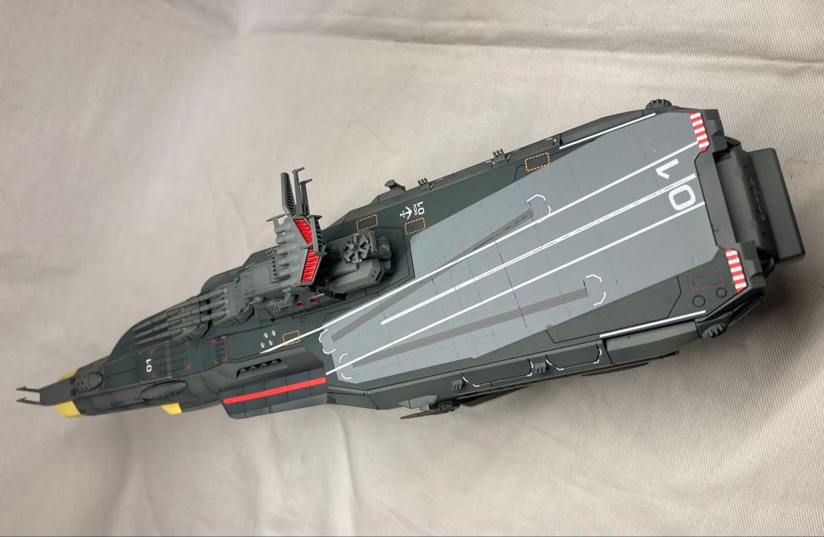 1/1000 宇宙戦艦ヤマト 地球防衛軍 ヒュウガ 塗装済完成品 バンダイ