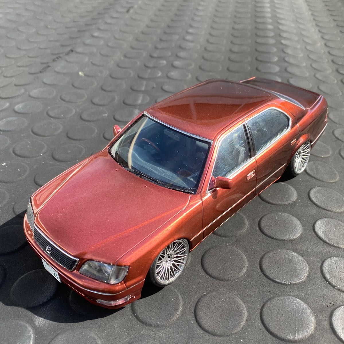 プラモデル完成品 アオシマ 1/2421セルシオ リア叩き出し風フェンダー