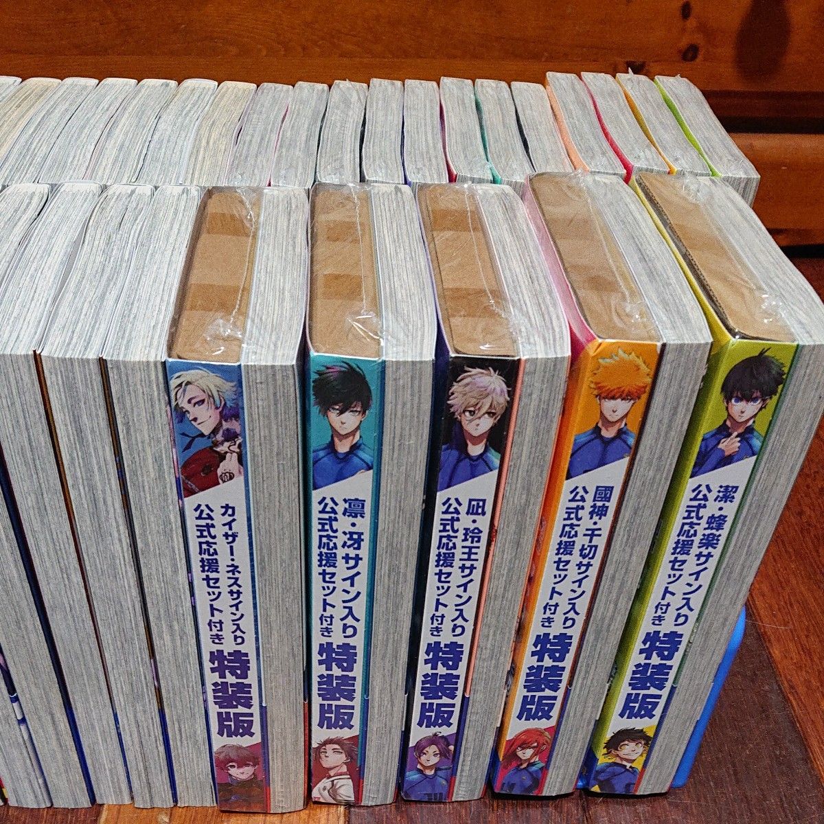 ブルーロック全巻36巻＋凪1-4巻＋キャラクターブック 計41冊1-12 23-29