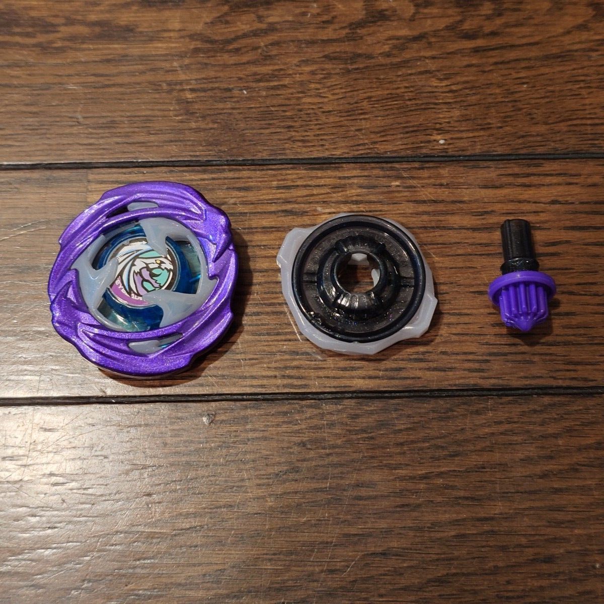 ベイブレードX ワイバーンホバー2-80GN メタルコート バイオレット