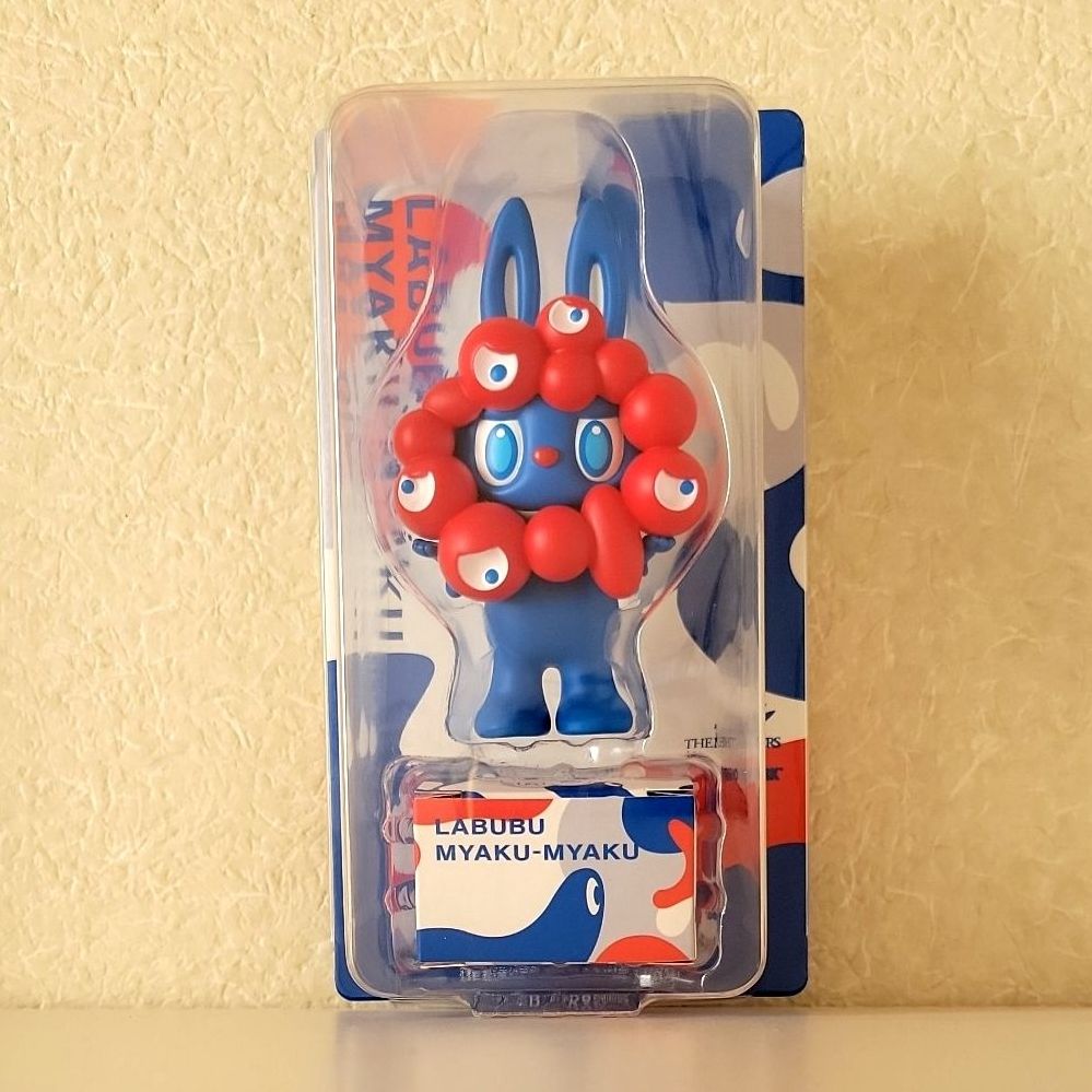 ラブブ ミャクミャク LABUBU MYAKU-MYAKU ストラップ付フィギュア 大阪