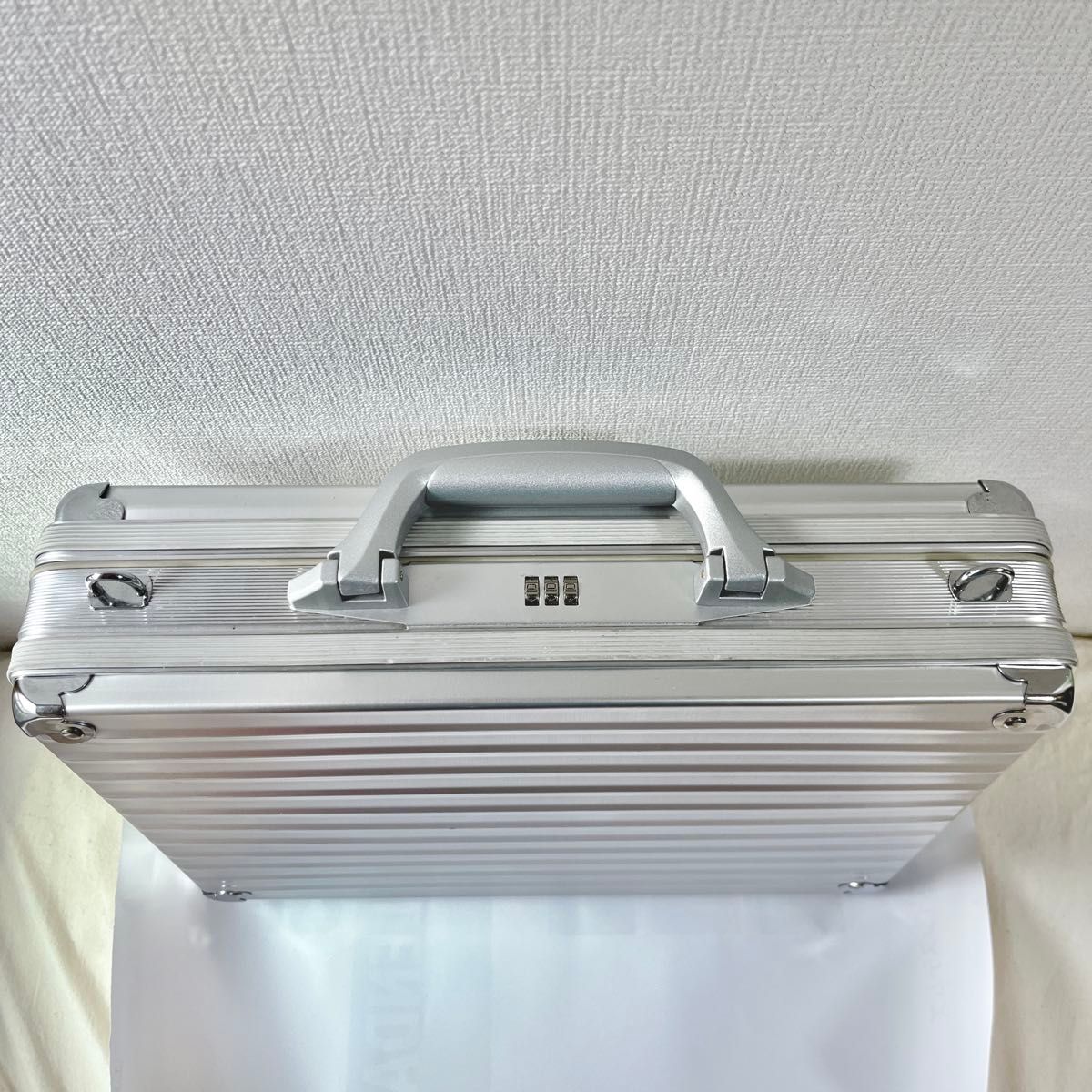 美品】RIMOWA(リモワ) アルミ製 アタッシュケース ビジネスバッグ