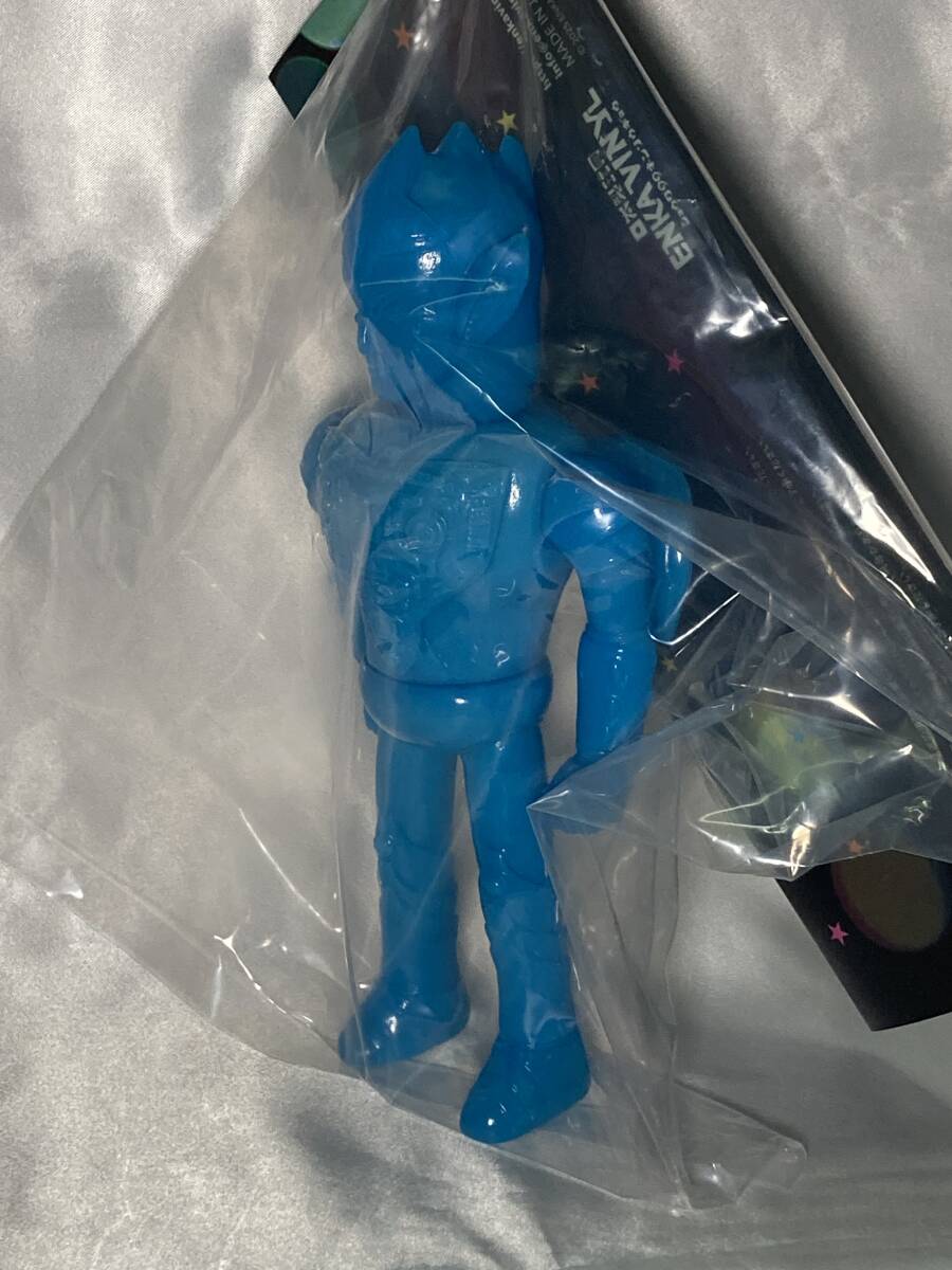 ENKA VINYL デスクロス ブルー 蓄光 ソフビ フィギュア エンカビニール