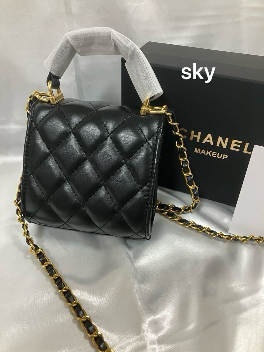 CHANEL シャネル ノベルティ ショルダーバッグ ミラー付きバッグ 黒