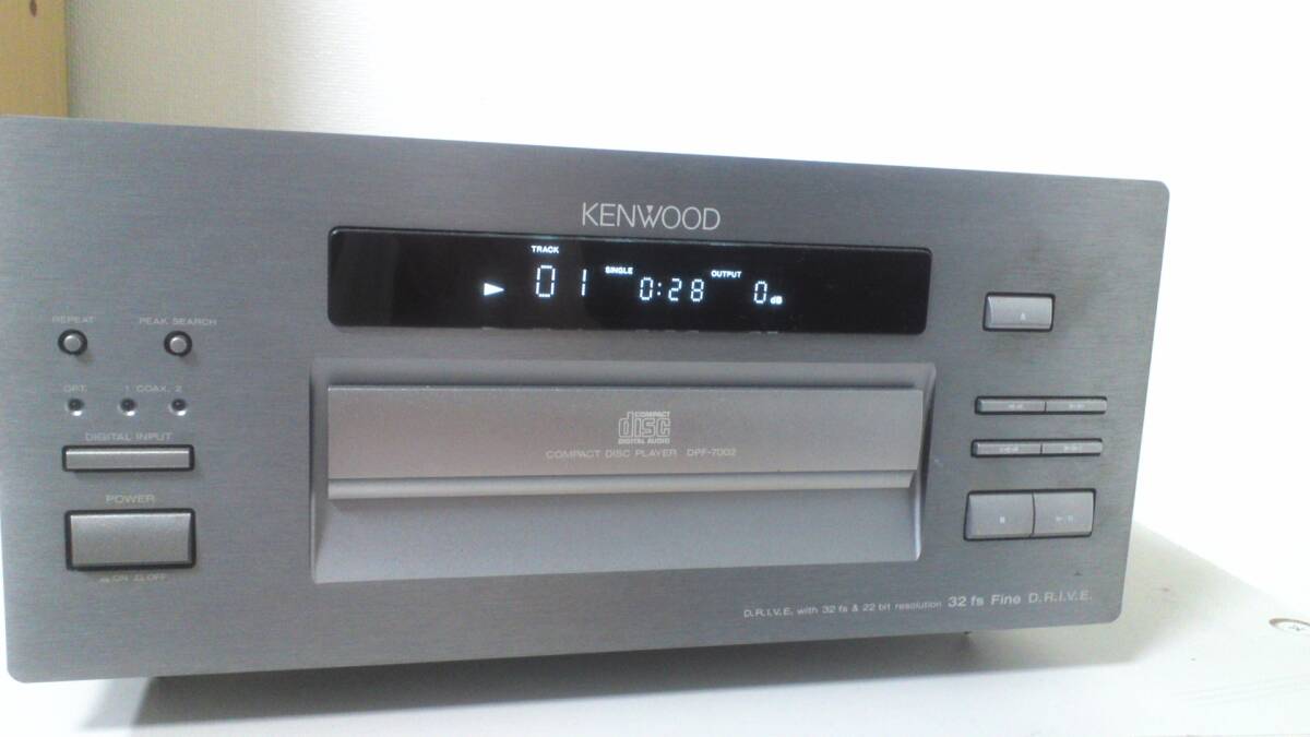 KENWOOD CDプレーヤー DPF-7002 ジャンク品です。 KENWOOD DPF-7002 CD