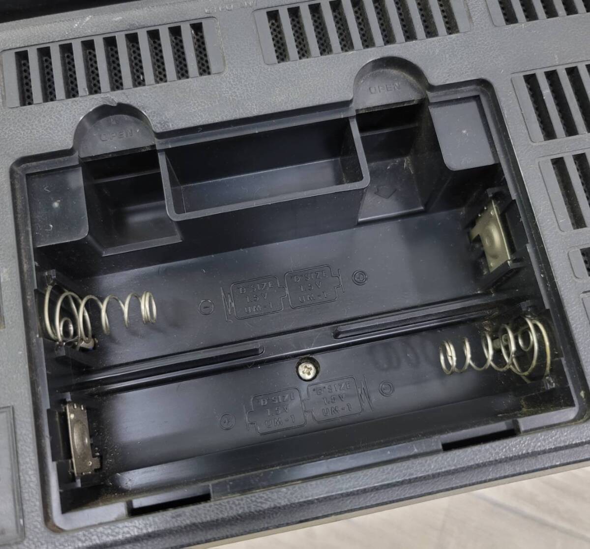 ジャンク National Panasonic COUGAR RF-2200 ラジオ クーガー