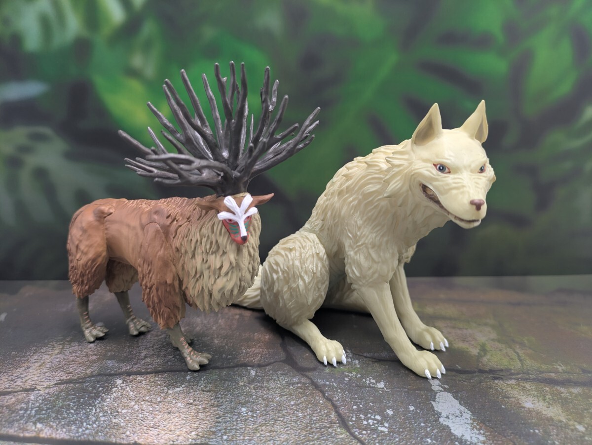 ジブリパーク もののけ姫 モロ シシ神 2種セット フィギュア ジブリ