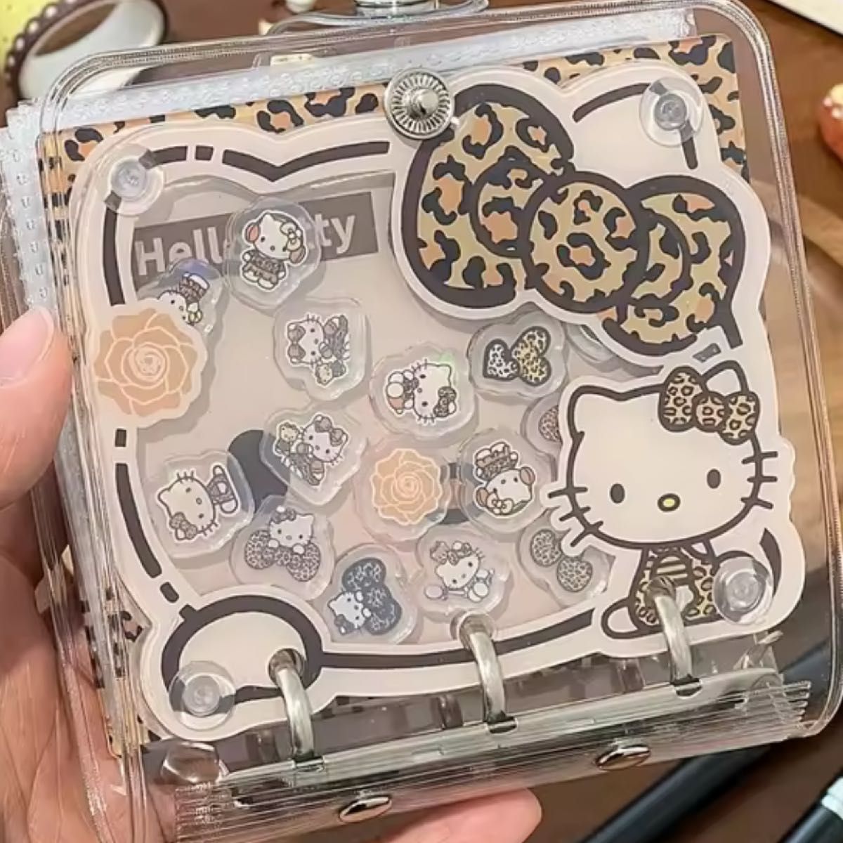 ハローキティ ヒョウ柄 ミニバインダー アクリル シャカシャカ シール