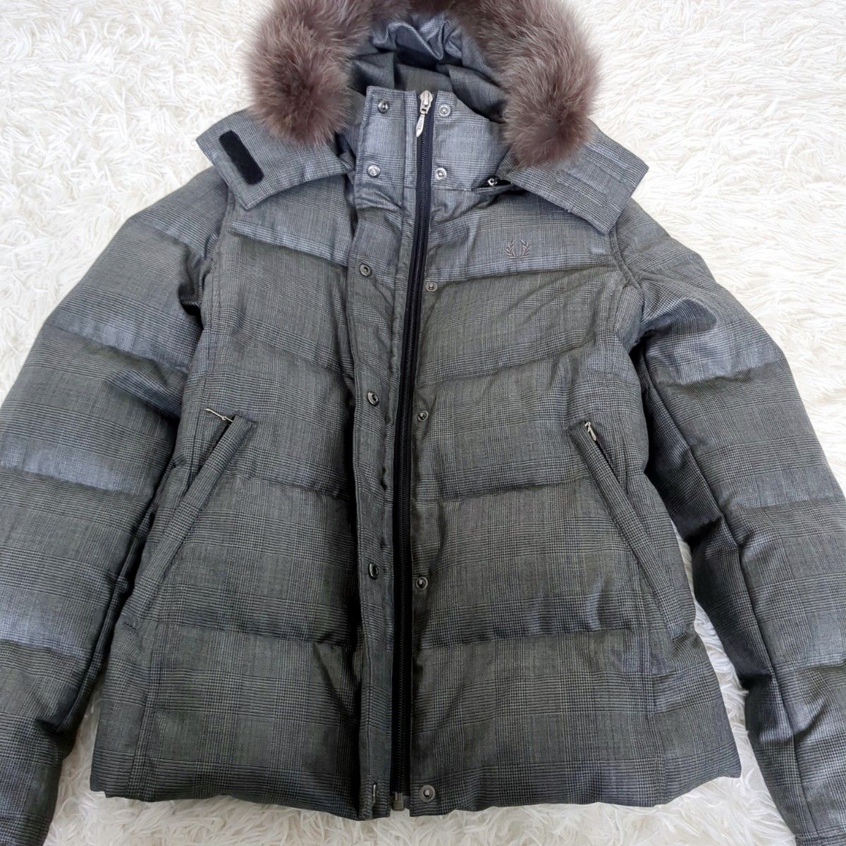 極美品 FRED PERRY フレッドペリー ダウンジャケット 千鳥柄 ファー