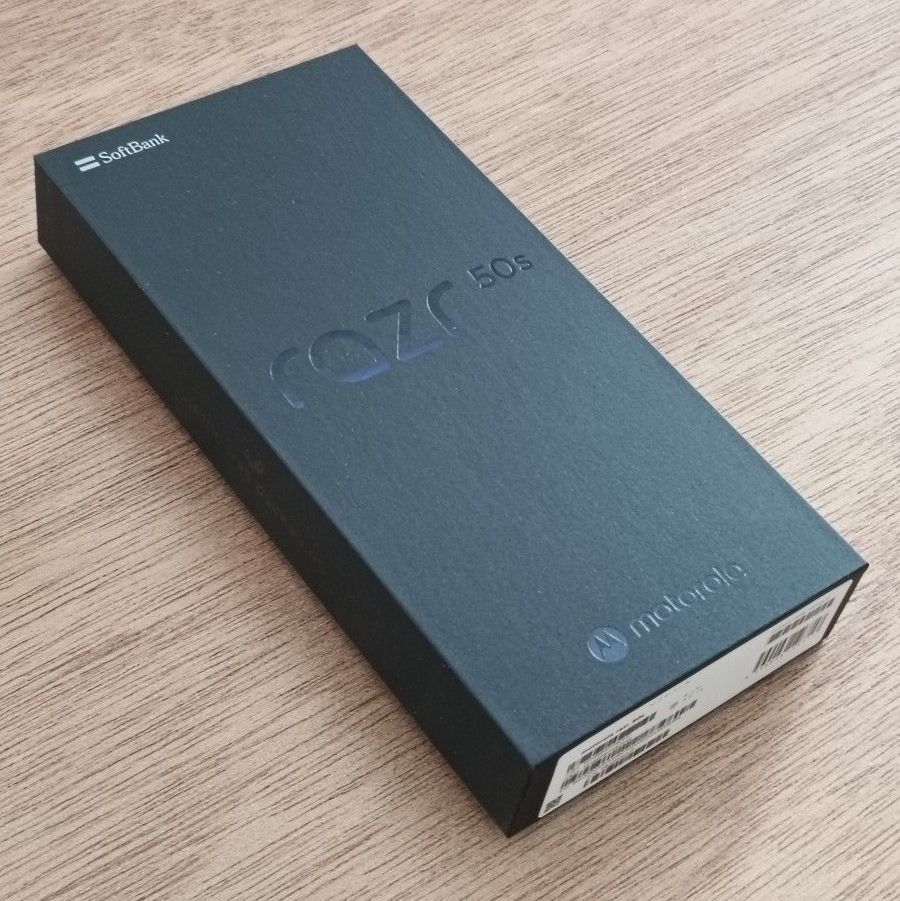 新品未開封 motorola razr 50s サンドクリーム｜Yahoo!フリマ（旧