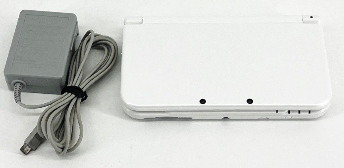 良品 】中古ゲーム機 Newニンテンドー3DS LL パールホワイト 純正充電