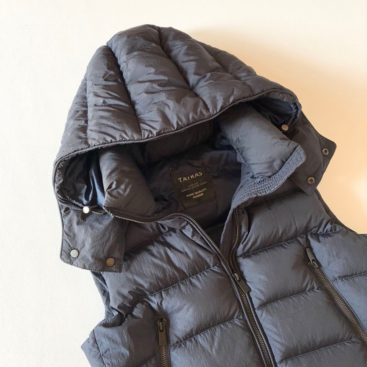 TATRAS タトラス ダウンベスト フード 2way クローネ 濃紺｜Yahoo