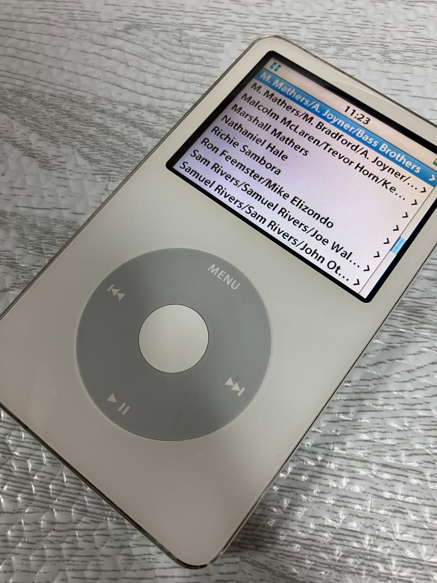 AppleのiPod classic（第5世代 30GBモデル）動作品 中古｜Yahoo!フリマ