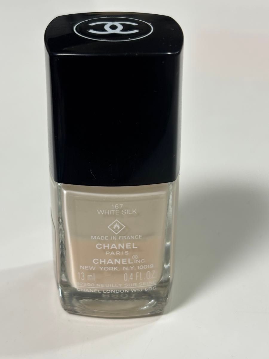 CHANEL シャネル ヴェルニ 167 ホワイト シルク 2023 クリスマスコフレ