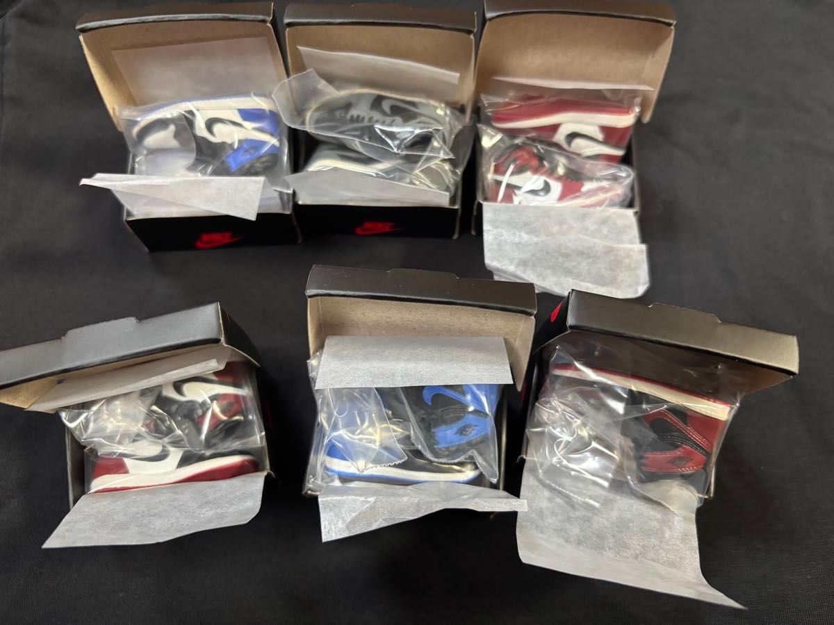 ナイキ エアジョーダン1 ガチャ 全種類18個 セット シークレット