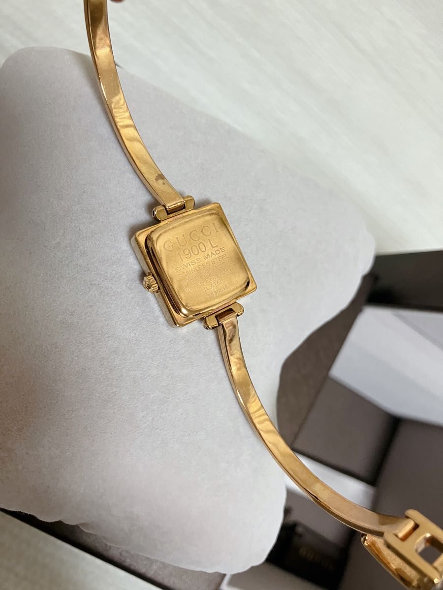 GUCCI グッチ 1900L スクエア バングル ウォッチ ゴールド 腕時計
