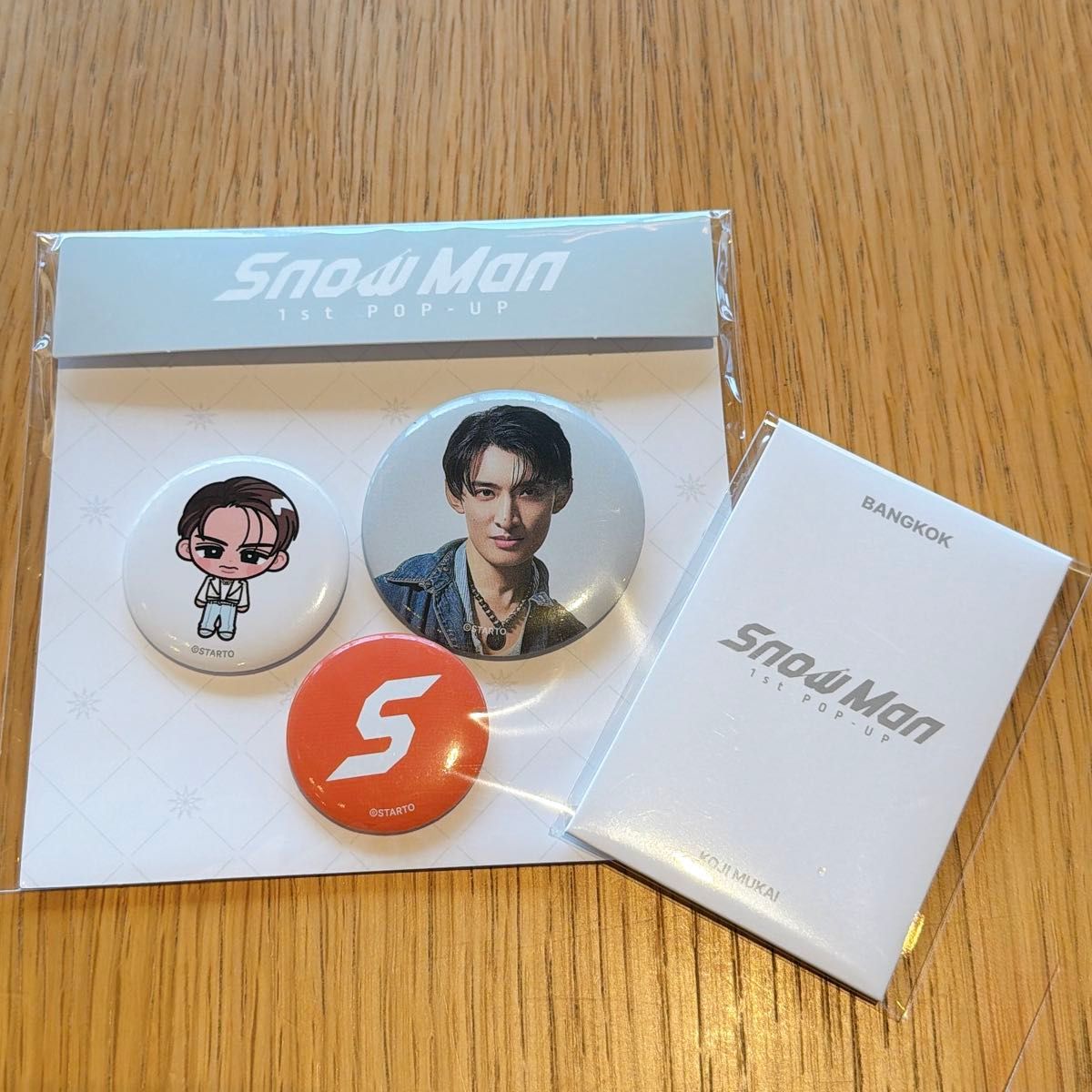 向井康二 バンコク限定 snowman popup 缶バッジ トレカ｜Yahoo!フリマ