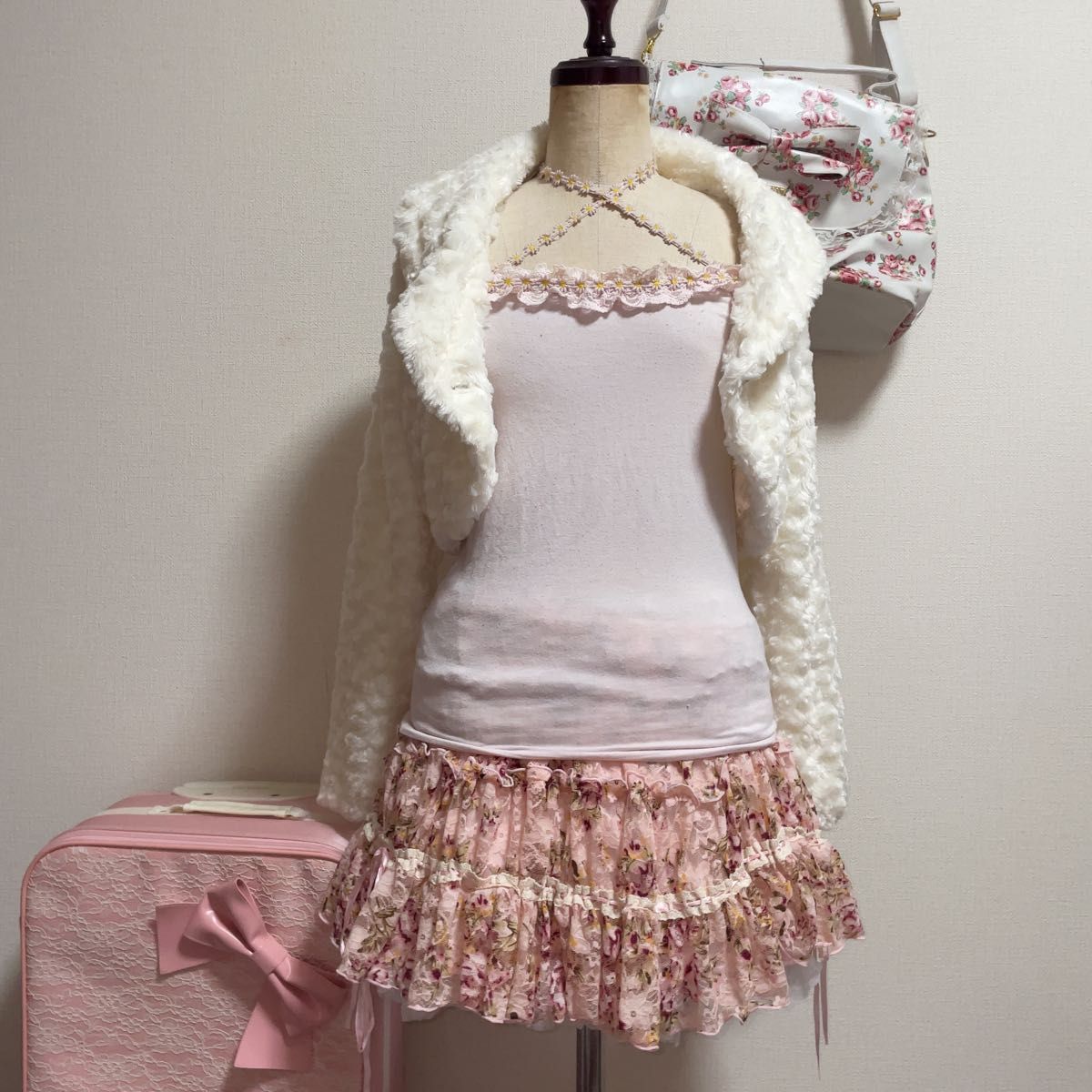 激レア 当時物】LIZ LISA リズリサ クロス花刺繍キャミソール 姫ギャル