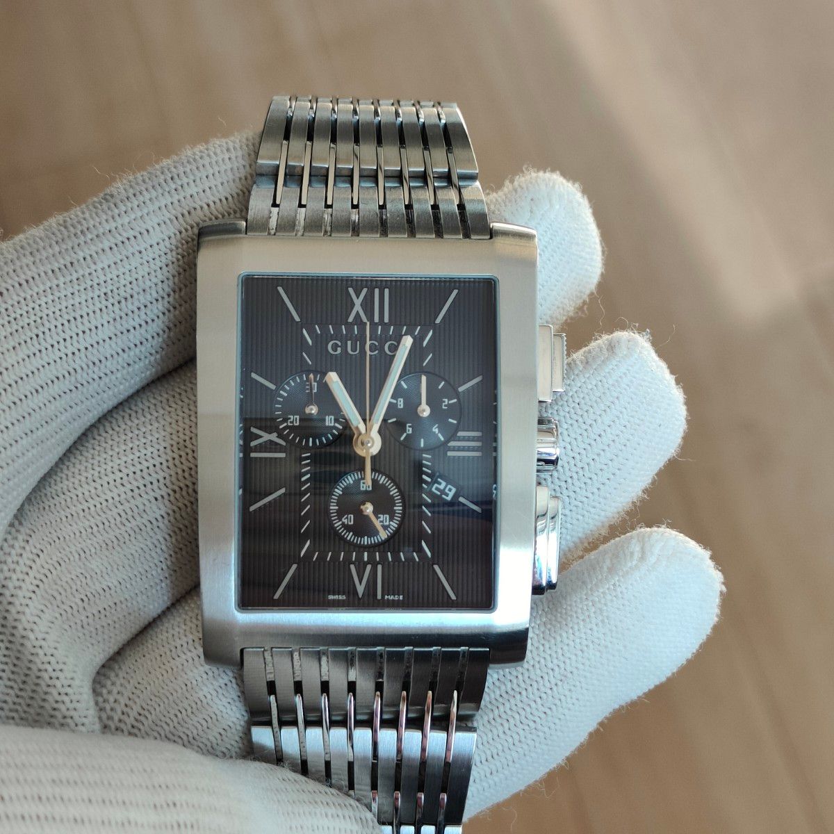 GUCCI グッチ 8600M Gメトロ ブラックダイヤル SS クオーツメンズ