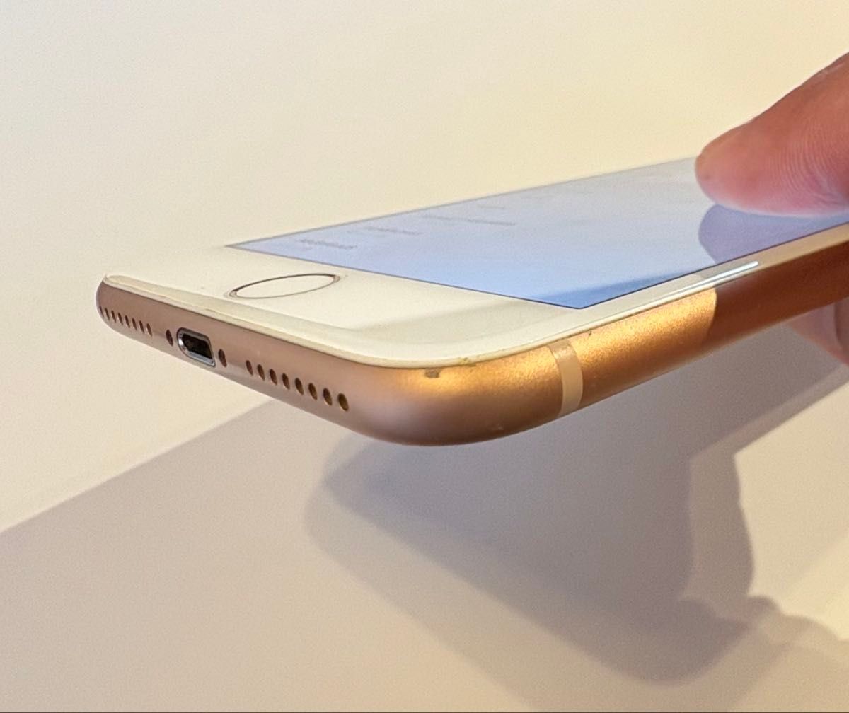 iPhone 8 Plus MQ9M2J/A iOS 15 6 1 バッテリー修理済み ピンク