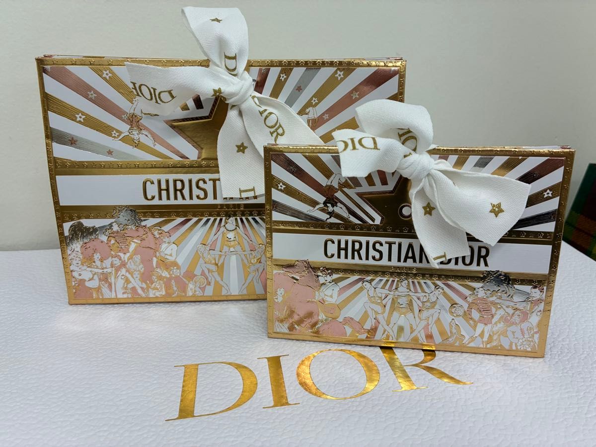 ディオール ホリデー2025 ギフト ボックス ラッピング ショッパー 大