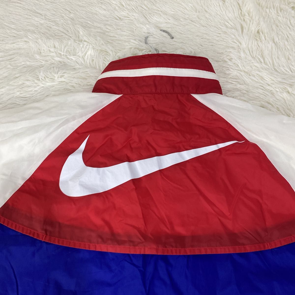 極美品 NIKE ナイキ ナイロンジャケット ウインドブレーカー 伊澤彩織