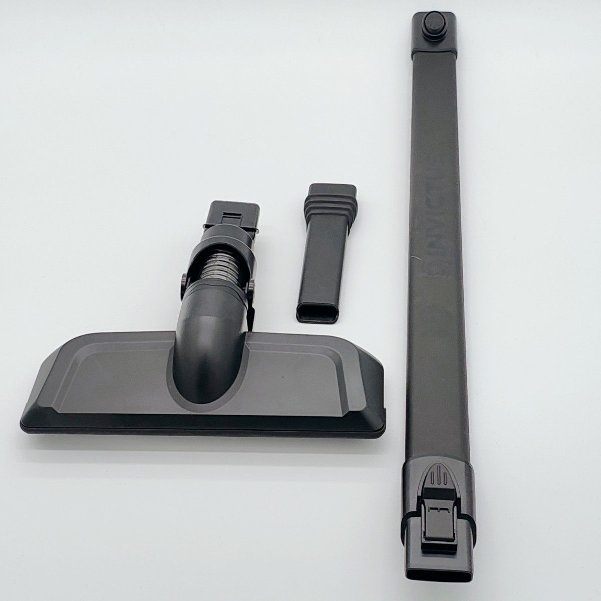 美品】インビクタス ワン ブラック INV-102 BLK 2024年製 コードレス