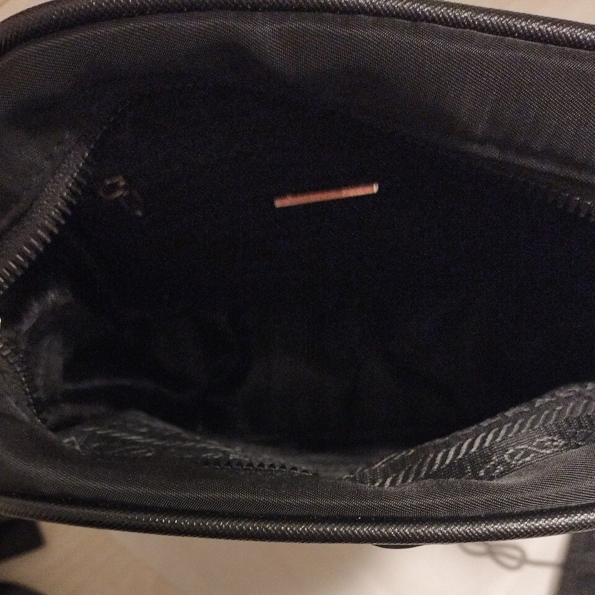 PRADA プラダ ノベルティ ショルダーバッグ ミニポーチ付き ブラック