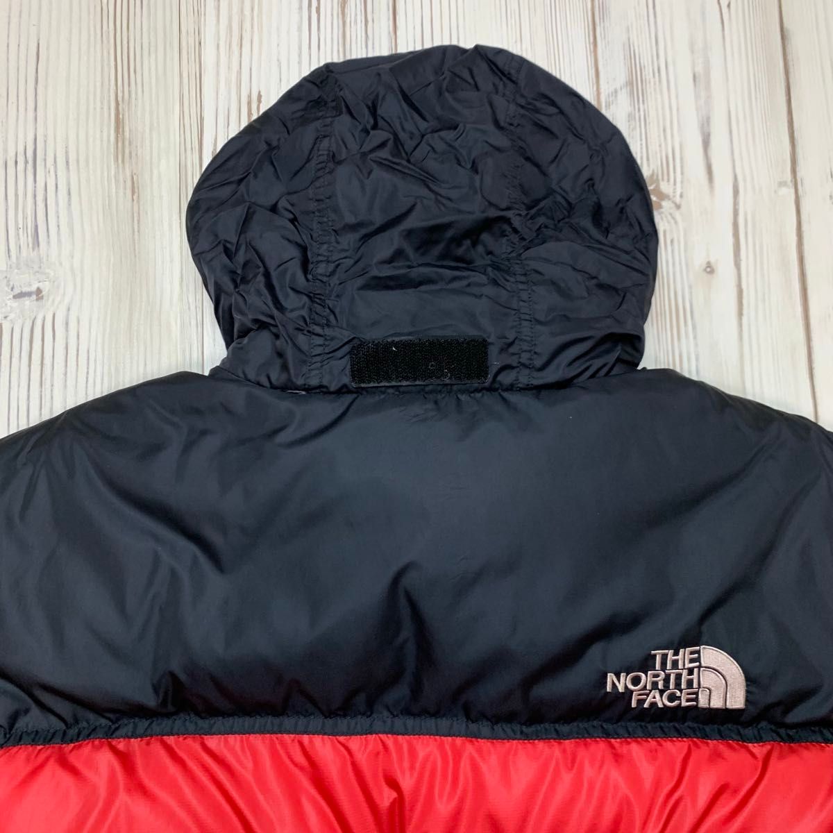 ザノースフェイス ヌプシ ダウンジャケット メンズ L 赤黒 刺繍ロゴ