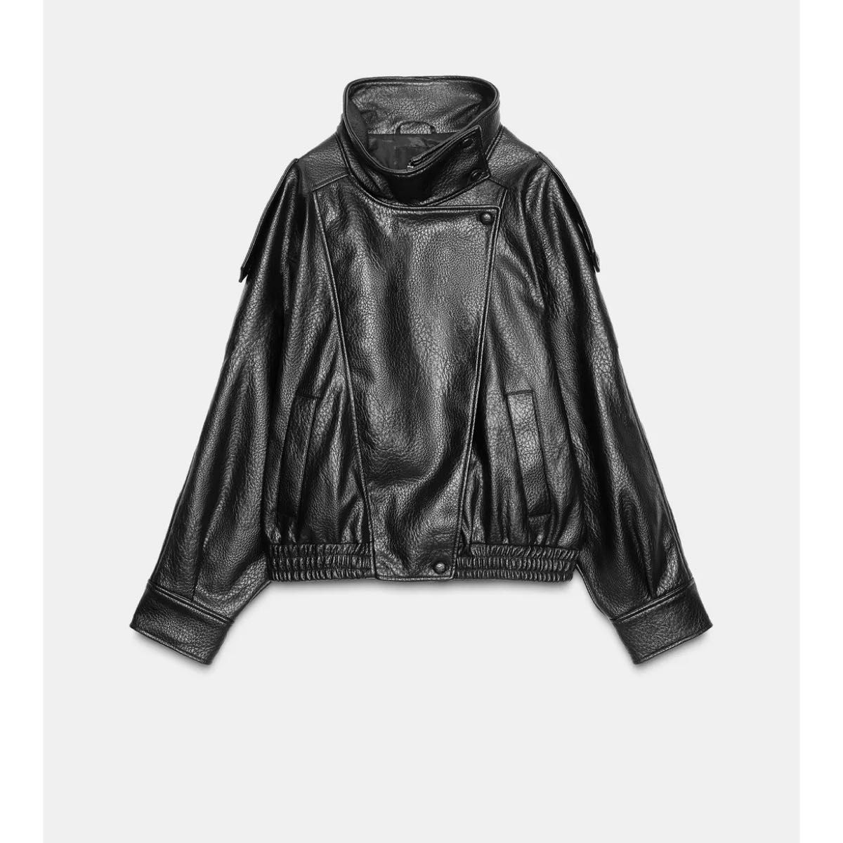 タグ付き新品 ZARAのフェイクレザージャケット Mサイズ ブラック色