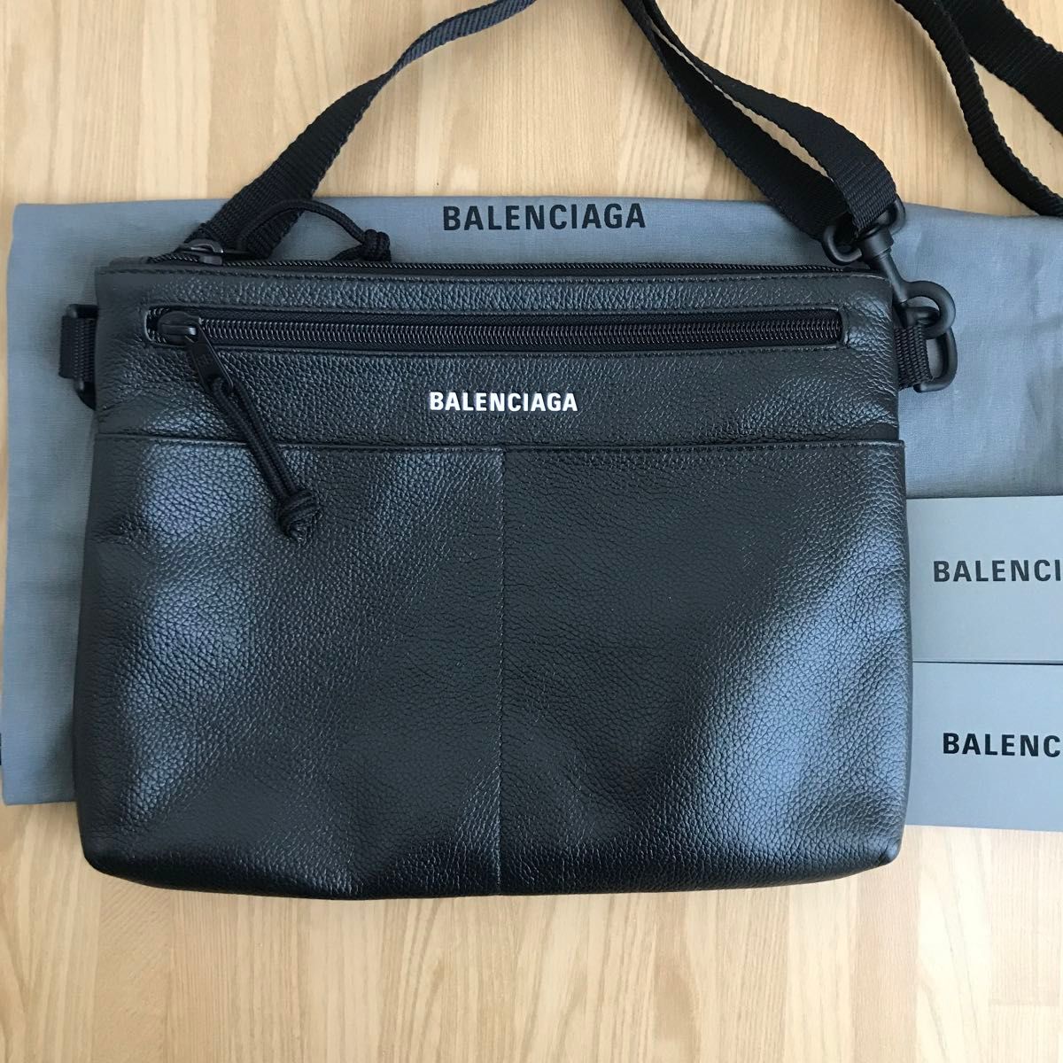極美品 BALENCIAGA バレンシアガ クロスボディバッグ ショルダーバッグ
