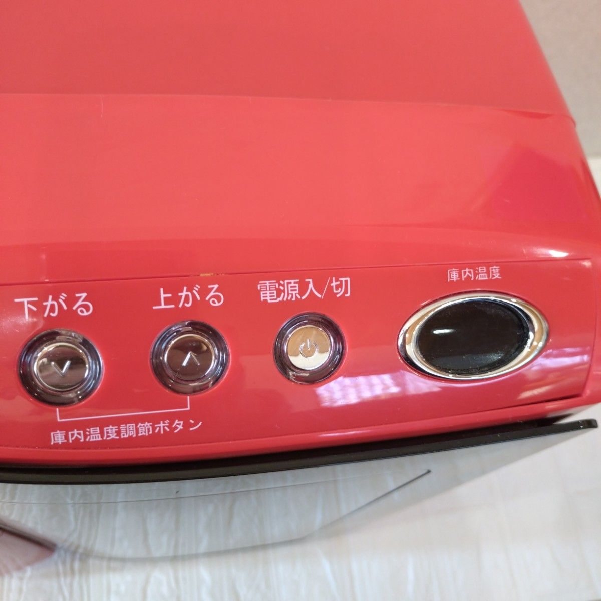 あ*ね様 ヤマザキ 冷温庫 6段 赤 あ*ね様 ヤマザキ 冷温庫 6段 赤 あ