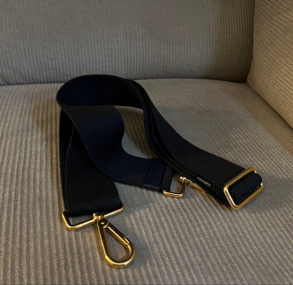 正規品 PRADA プラダ ショルダーストラップ ゴールド ネイビー