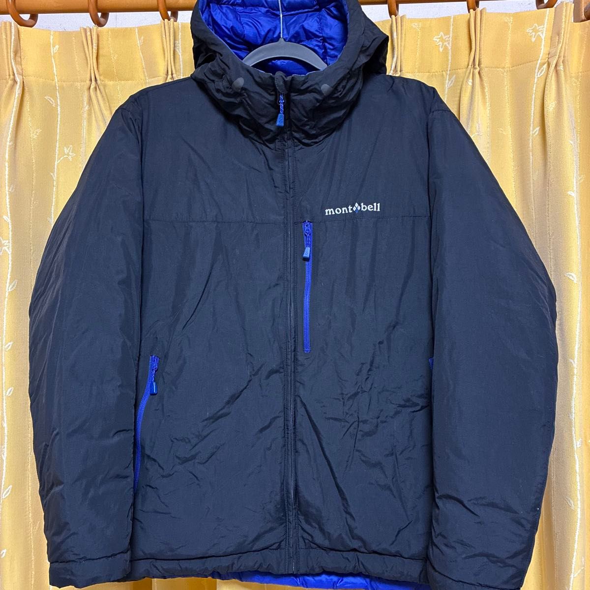 リバーシブルで便利 モンベル コロラドパーカ Men's Sサイズ ブラック