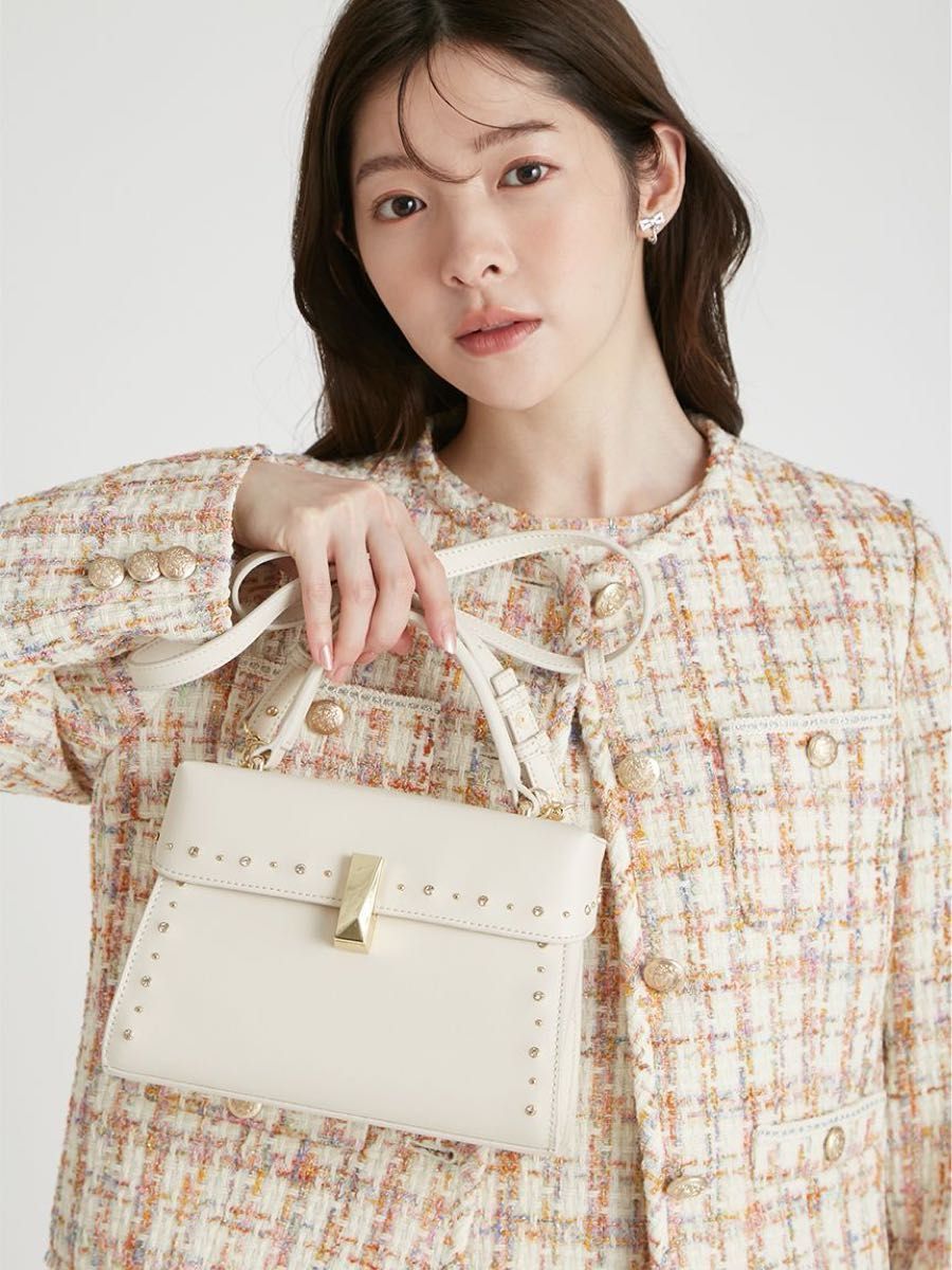 新品 CELFORD セルフォード ビジュースタッズポシェット（M） IVR