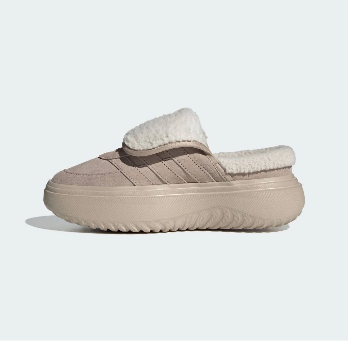 新品未使用【韓国限定】23 5 adidas グランドコートミュール ベージュ