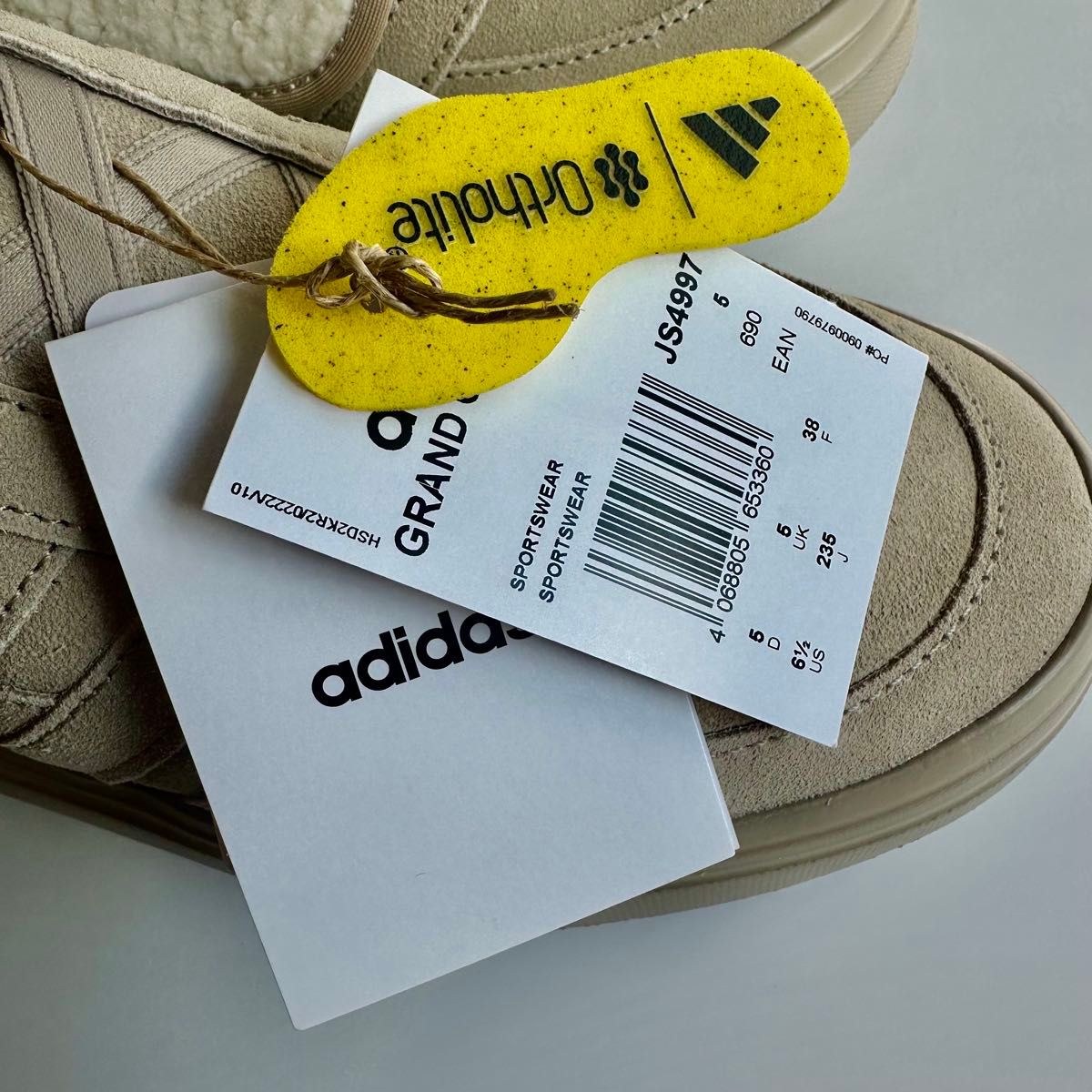 新品未使用【韓国限定】23 5 adidas グランドコートミュール ベージュ