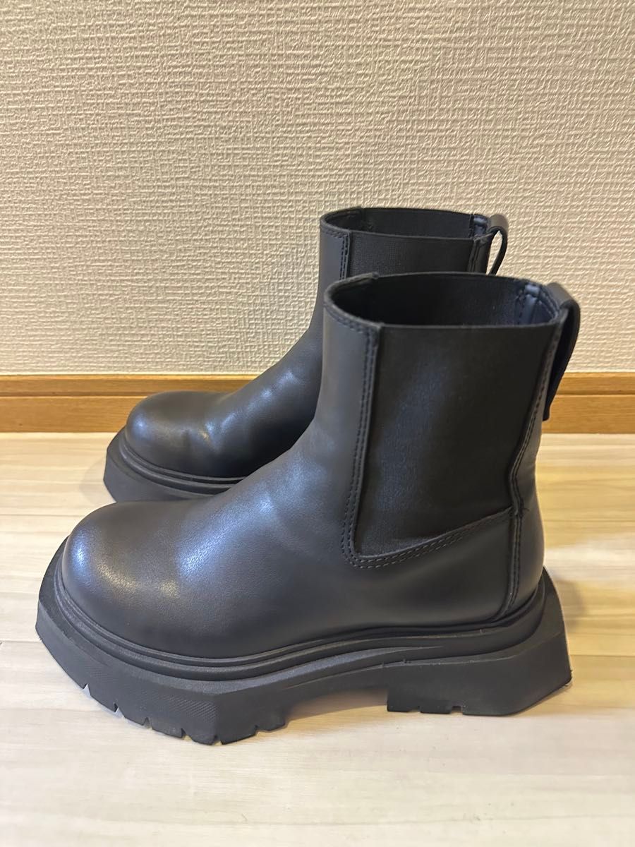 ZARA 2025 ボリュームチェルシーブーツ 39 25 3｜Yahoo!フリマ（旧