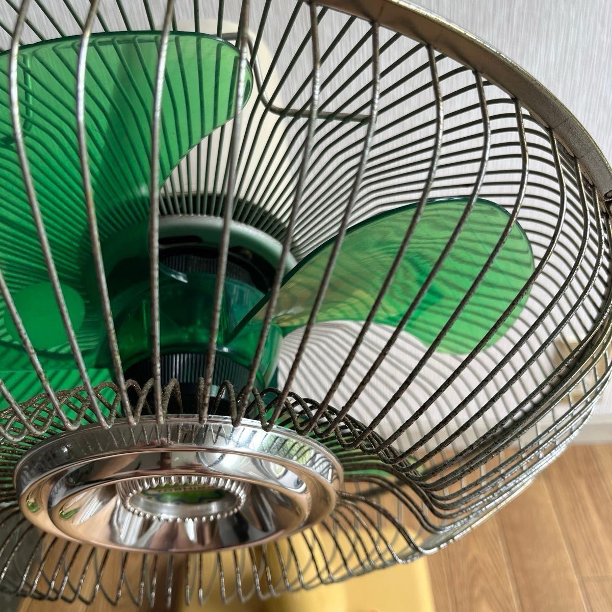 完全可動品 昭和レトロ TOSHIBA 首振り 扇風機 F-320NG｜Yahoo!フリマ