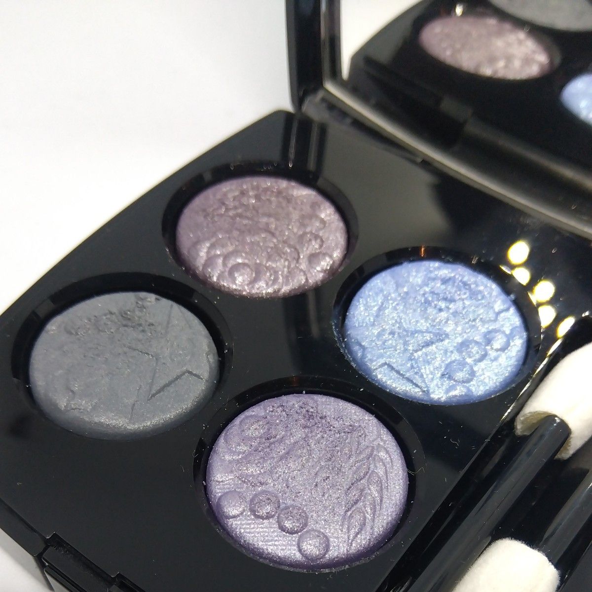 CHANEL レ キャトル オンブル 397 ニュイ アストラル【限定】シャネル