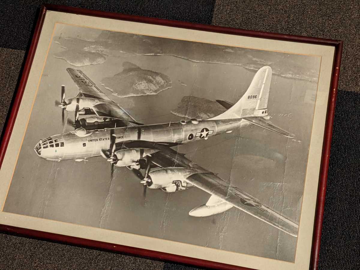 Yahoo!オークション - B29 爆撃機 ガラス額入り写真 傷みあり 大きめ
