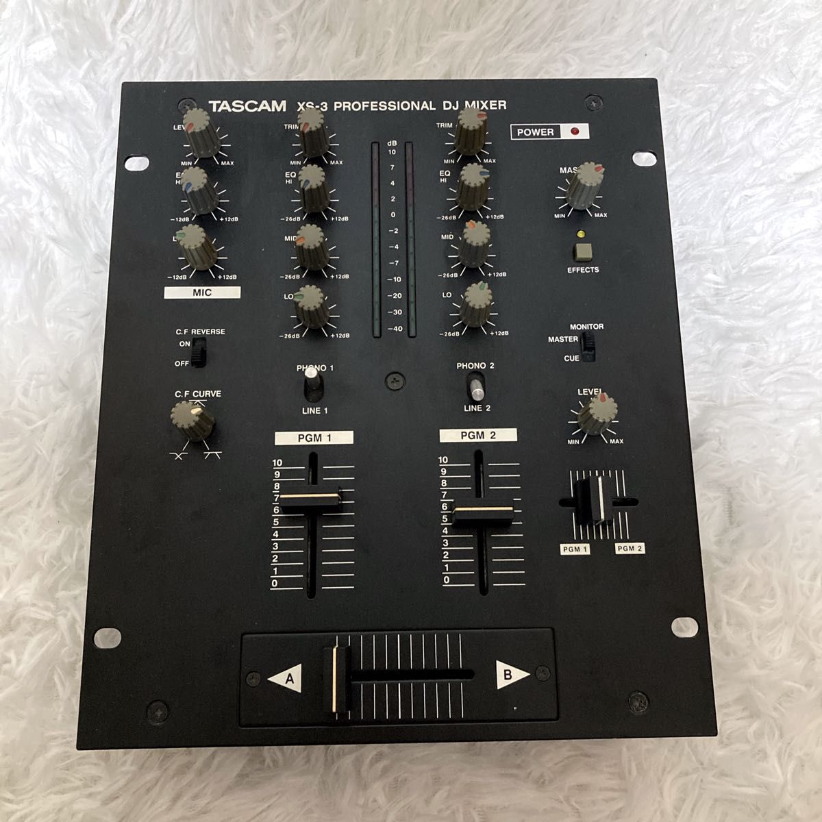 美品】TASCAM タスカム XS-3 プロフェッショナル DJミキサー ミキサー