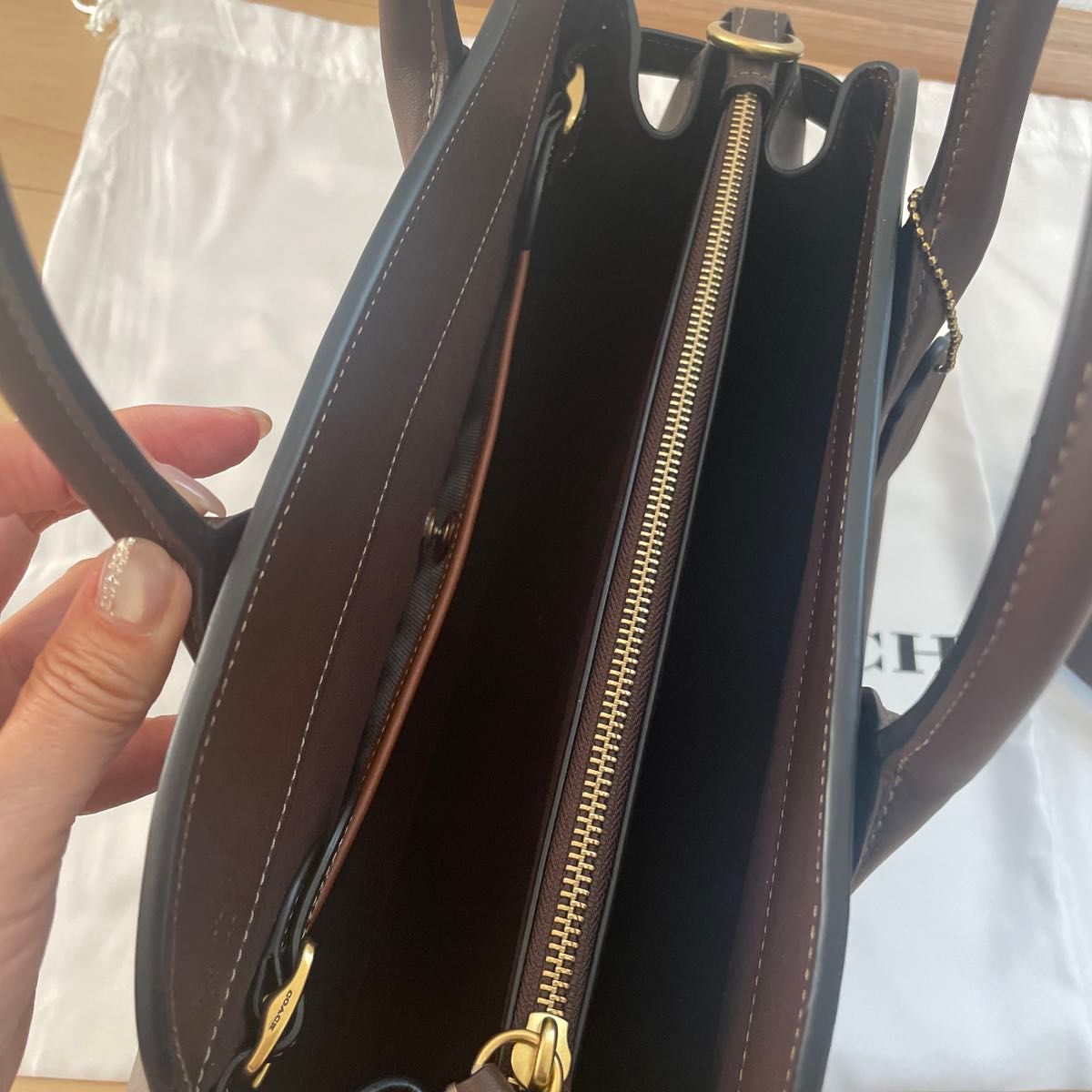 COACH コーチエンパイアキャリーオール 35 メイプル｜Yahoo!フリマ（旧